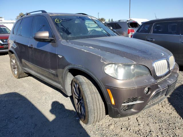 5UXZV8C51BL417707 - 2011 BMW X5 XDRIVE5 GRAY photo 4