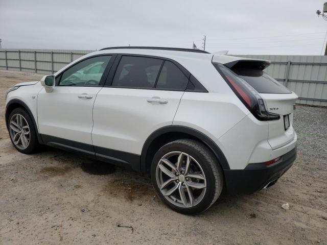 1GYFZER46KF197818 - 2019 CADILLAC XT4 SPORT WHITE photo 2