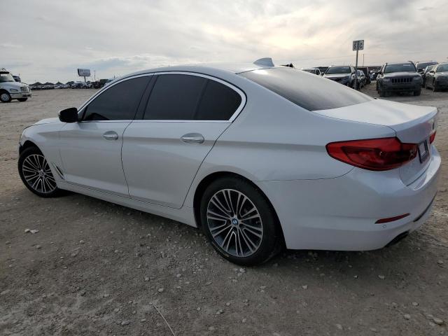 WBAJE5C54JWA97972 - 2018 BMW 540 I WHITE photo 2