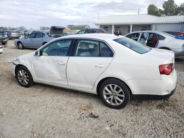 3VWRZ7AJ0AM066573 - 2010 VOLKSWAGEN JETTA LIMI WHITE photo 2