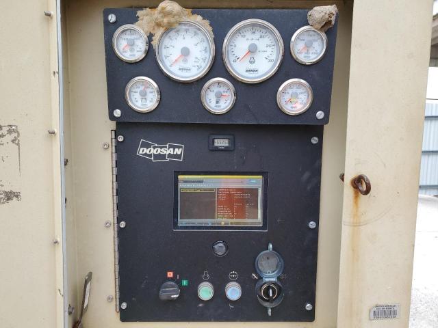 463965UEYE97 - 2014 AIR COMPRESSOR TAN photo 8