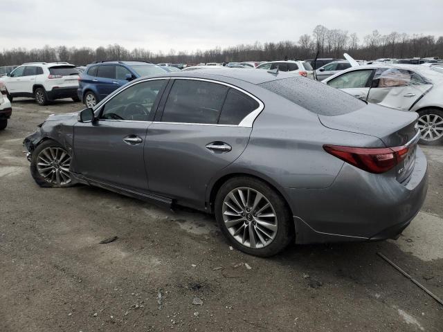 JN1EV7ARXJM433870 - 2018 INFINITI Q50 LUXE SILVER photo 2