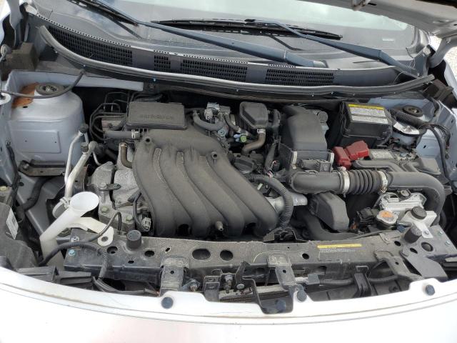 3N1CN7AP3JL825475 - 2018 NISSAN VERSA SILVER photo 11