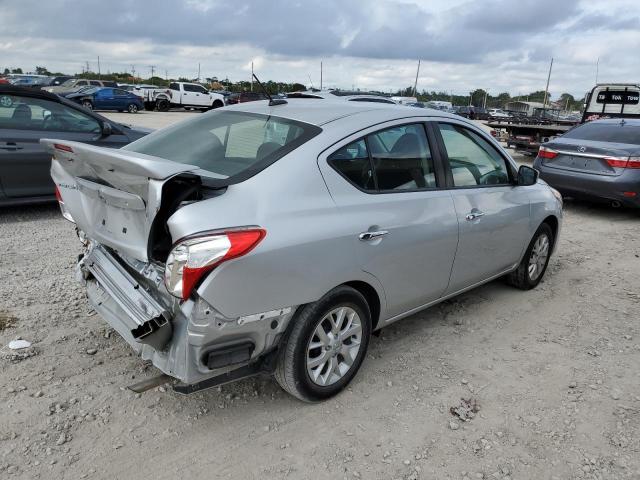 3N1CN7AP3JL825475 - 2018 NISSAN VERSA SILVER photo 3