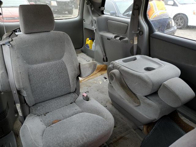 5TDZA23C95S284769 - 2005 TOYOTA SIENNA CE GRAY photo 11