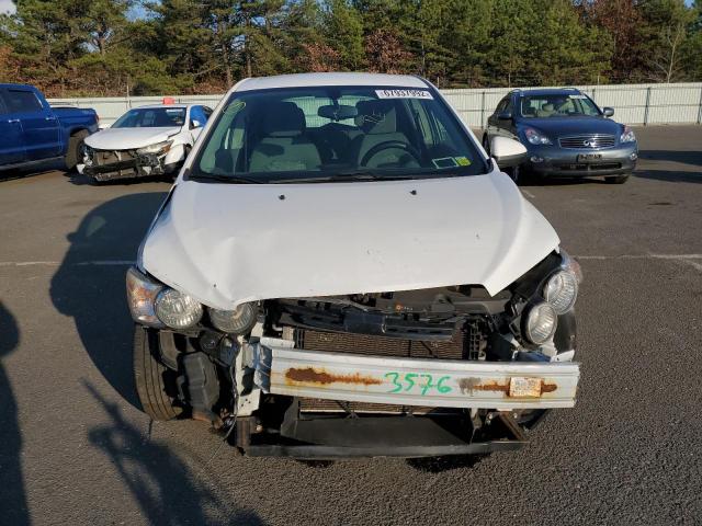 1G1JA6SG2F4185595 - 2015 CHEVROLET SONIC LS WHITE photo 5