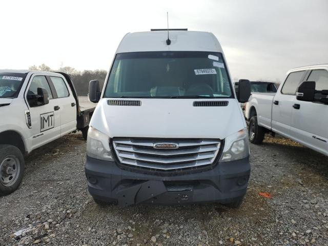 WDYPE8CD2JP634369 - 2018 FREIGHTLINER SPRINTER 2 WHITE photo 5