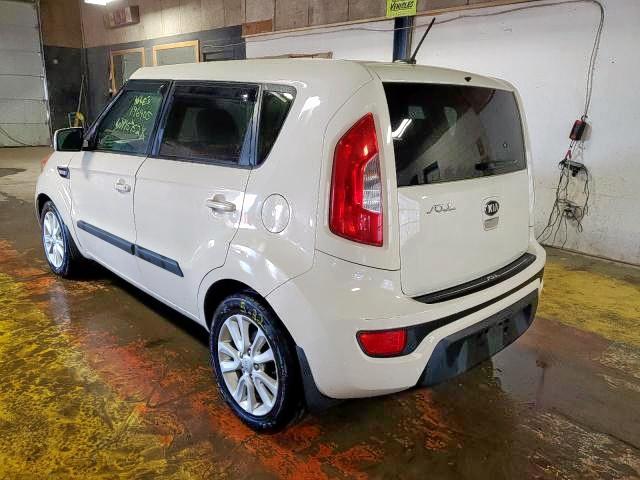 KNDJT2A50D7546151 - 2013 KIA SOUL WHITE photo 3