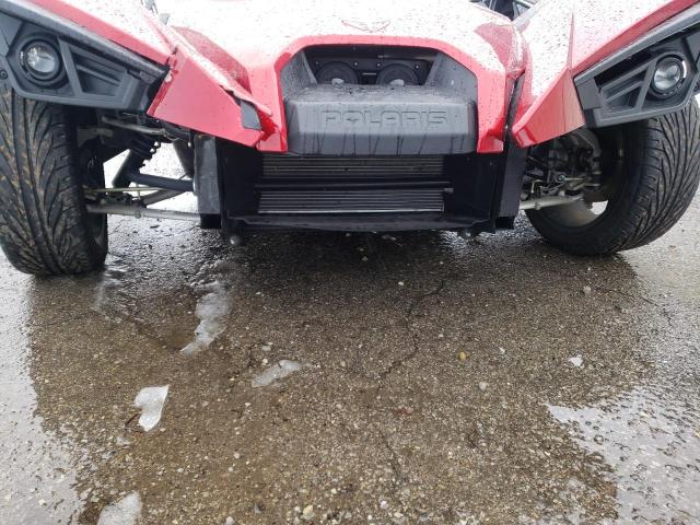 57XAAPFA6J8128439 - 2018 POLARIS SLINGSHOT RED photo 9