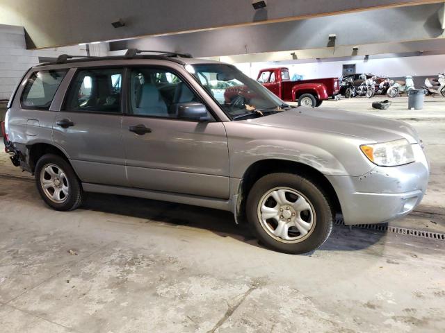 JF1SG63617H727530 - 2007 SUBARU FORESTER 2 GRAY photo 4