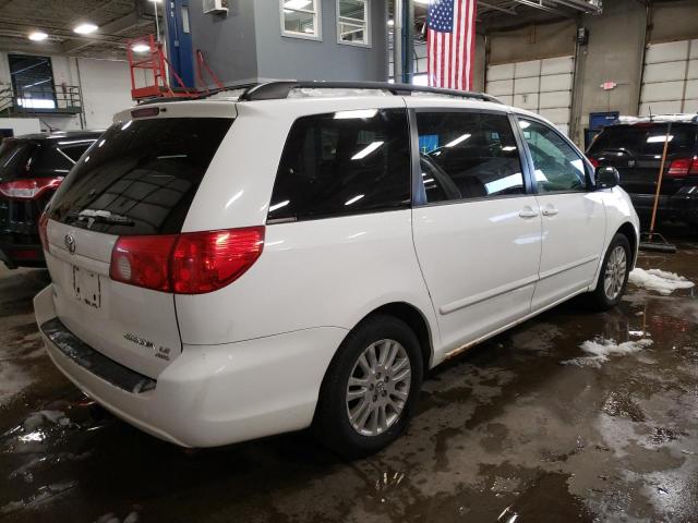 5TDBK23C97S003412 - 2007 TOYOTA SIENNA LE WHITE photo 3