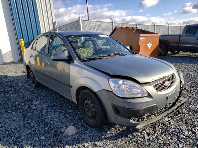 KNADE223X96511373 - 2009 KIA RIO BASE GRAY photo 1