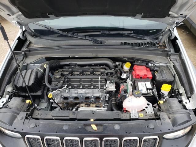 ZACNJDAB0MPN16866 - 2021 JEEP RENEGADE S SILVER photo 12