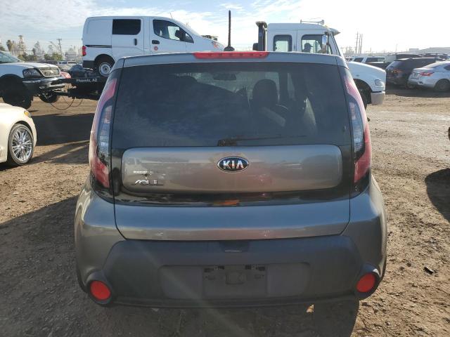 KNDJN2A21G7270325 - 2016 KIA SOUL GRAY photo 6