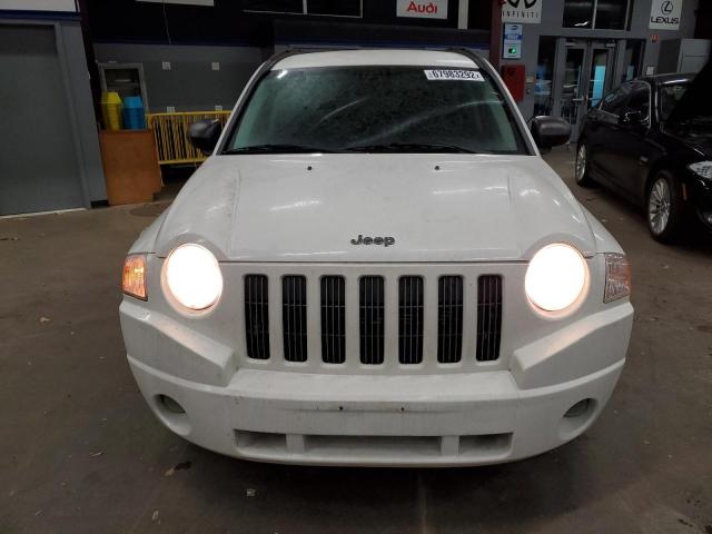 1J8FT47W77D212084 - 2007 JEEP COMPASS WHITE photo 5