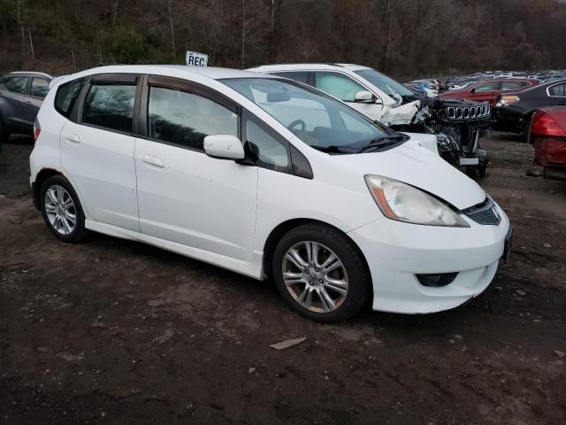 JHMGE88499S028949 - 2009 HONDA FIT SPORT WHITE photo 4