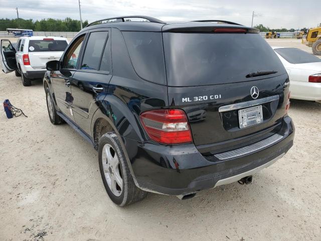 4JGBB22EX8A384426 - 2008 MERCEDES-BENZ ML 320 CDI BLACK photo 2