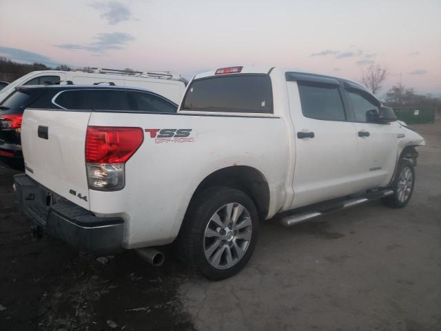 5TFDW5F16DX315055 - 2013 TOYOTA TUNDRA CRE WHITE photo 3