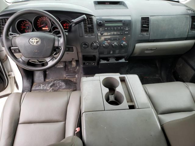 5TFCW5F19DX015862 - 2013 TOYOTA TUNDRA DOU WHITE photo 8