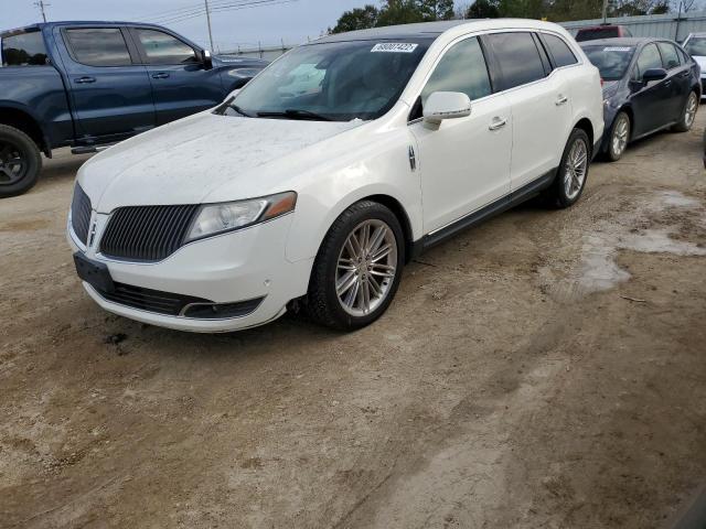 2LMHJ5AT8DBL56268 - 2013 LINCOLN MKT WHITE photo 1