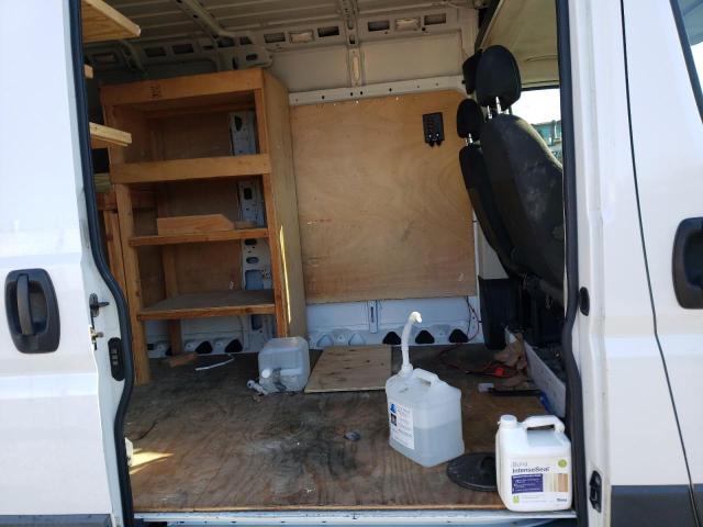 3C6URVJD2EE130972 - 2014 RAM PROMASTER WHITE photo 11