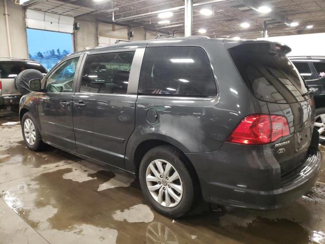 2C4RVABG1CR390643 - 2012 VOLKSWAGEN ROUTAN SE GRAY photo 2