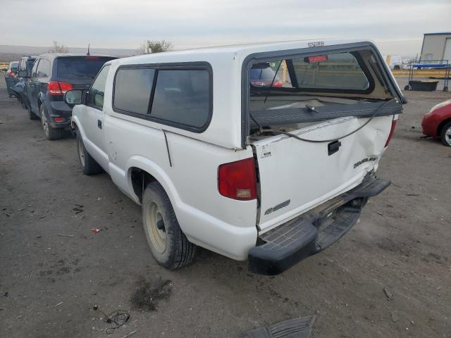 1GCCS14H938145444 - 2003 CHEVROLET S TRUCK S1 WHITE photo 2