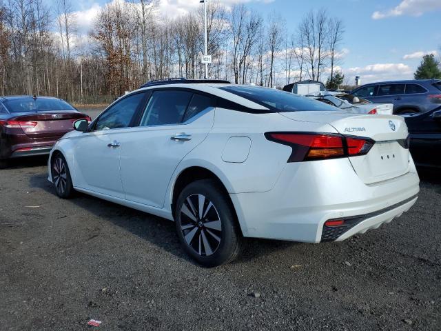 1N4BL4DW0MN336056 - 2021 NISSAN ALTIMA SV WHITE photo 2