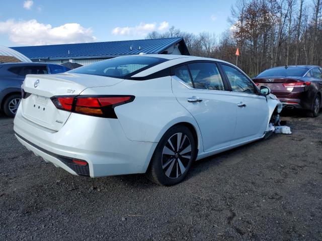 1N4BL4DW0MN336056 - 2021 NISSAN ALTIMA SV WHITE photo 3