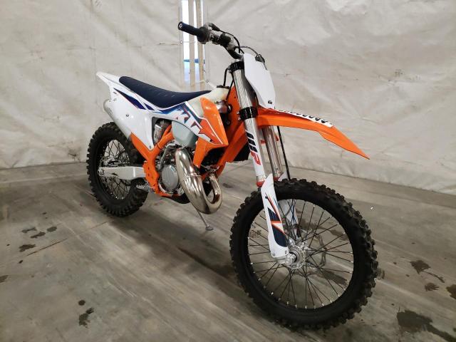 VBKXCH233NM170458 - 2022 KTM 125 XC WHITE photo 1