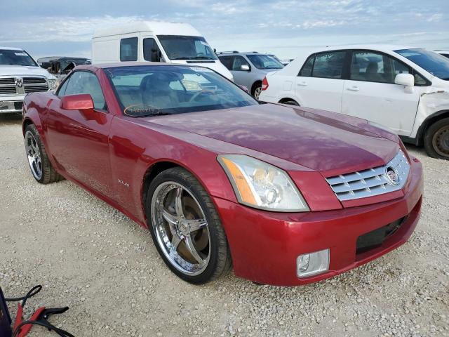 1G6YV34AX55600353 - 2005 CADILLAC XLR RED photo 4