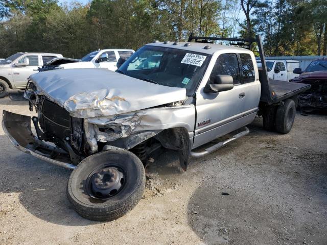 1B7MF33601J221322 - 2001 DODGE RAM 3500 SILVER photo 1