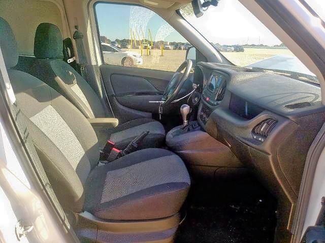 ZFBERFAB0H6E50440 - 2017 RAM PROMASTER أبيض صورة 5