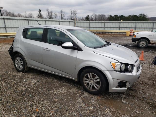 1G1JA6SH6C4117899 - 2012 CHEVROLET SONIC SILVER photo 4