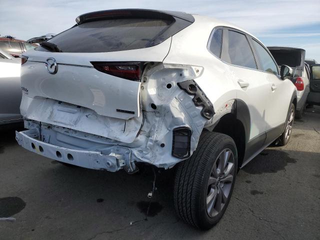 3MVDMBBL7MM211450 - 2021 MAZDA CX-30 SELE WHITE photo 3