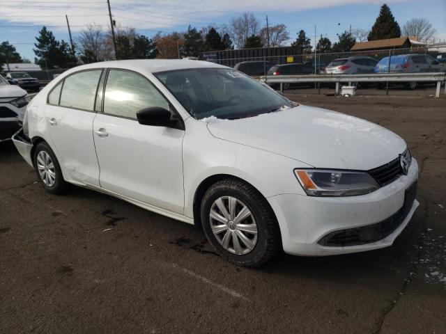 3VW2K7AJ6EM321688 - 2014 VOLKSWAGEN JETTA BASE أبيض صورة 4