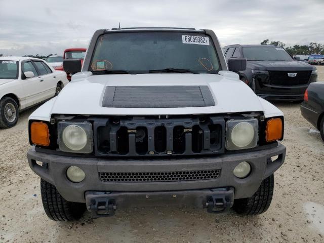 5GTDN136268106607 - 2006 HUMMER H3 WHITE photo 5