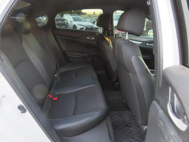 19XFC2F87ME200834 - 2021 HONDA CIVIC SPOR WHITE photo 6