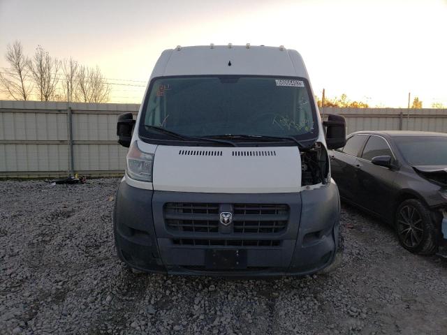 3C6TRVCGXJE112569 - 2018 RAM PROMASTER WHITE photo 5