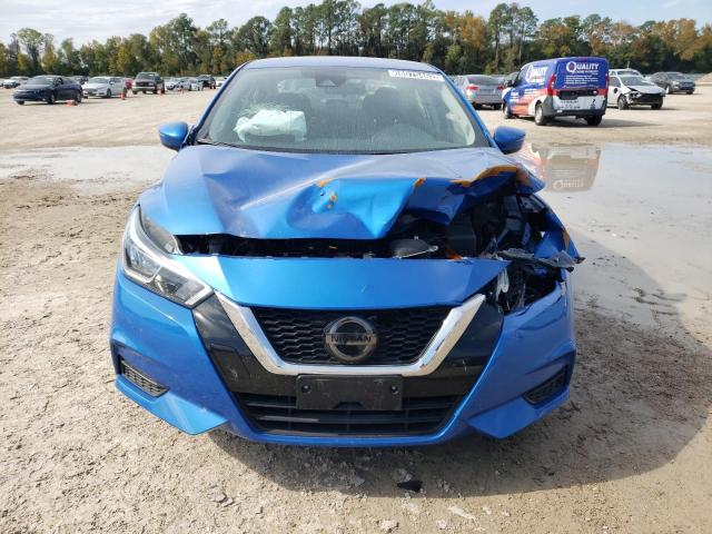 3N1CN8EV6ML877296 - 2021 NISSAN VERSA SV BLUE photo 5