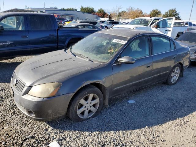 1N4AL11D15N463302 - 2005 NISSAN ALTIMA S GRAY photo 1