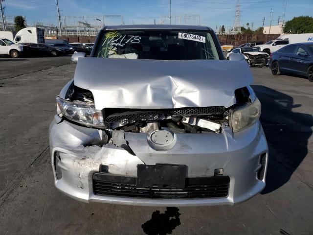 JTLZE4FE7CJ005380 - 2012 TOYOTA SCION XB ვერცხლისფერი ფოტო 5