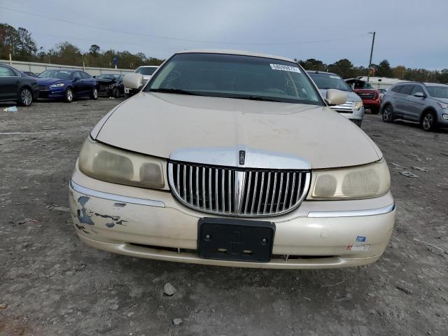 1LNHM83W7YY915264 - 2000 LINCOLN TOWNCAR BEIGE photo 5