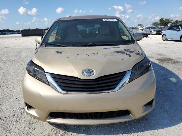 5TDKK3DC7BS050001 - 2011 TOYOTA SIENNA LE SILVER photo 5