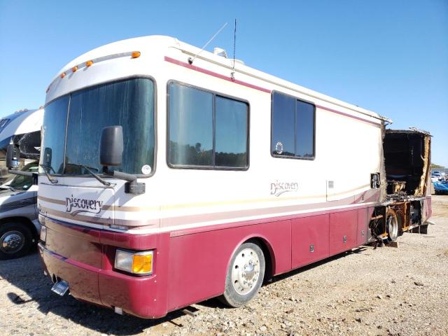 4UZ6XFBC9WC926674 - 1998 FREIGHTLINER CHASSIS X BEIGE photo 2