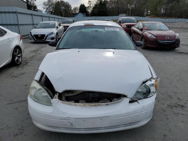 1FAFP53U83A143381 - 2003 FORD TAURUS WHITE photo 5