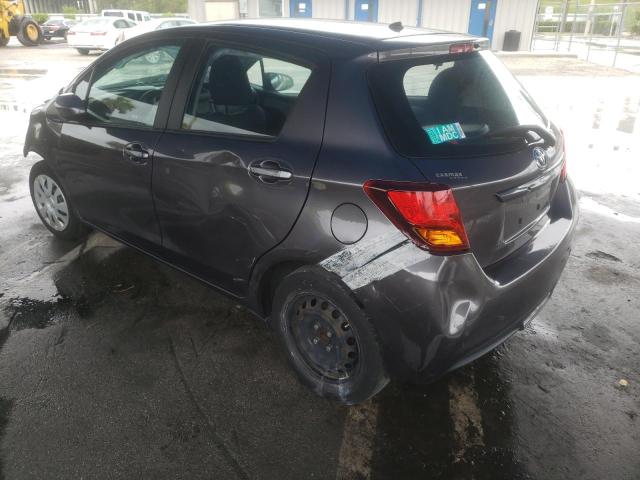 VNKKTUD30HA080067 - 2017 TOYOTA YARIS L GRAY photo 2