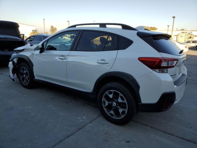 JF2GTABC3JH271738 - 2018 SUBARU CROSSTREK WHITE photo 2