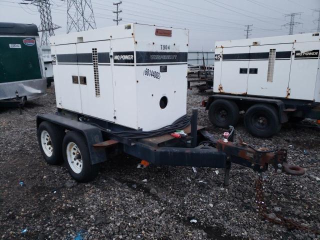 4GNFU12202B007904 - 2002 WHIS GENERATOR WHITE photo 1