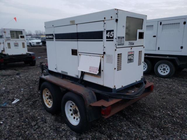 4GNFU12202B007904 - 2002 WHIS GENERATOR WHITE photo 4